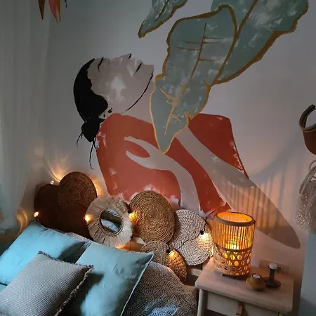 Hola شقة لقنت