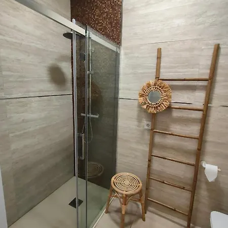 Apartament Hola *